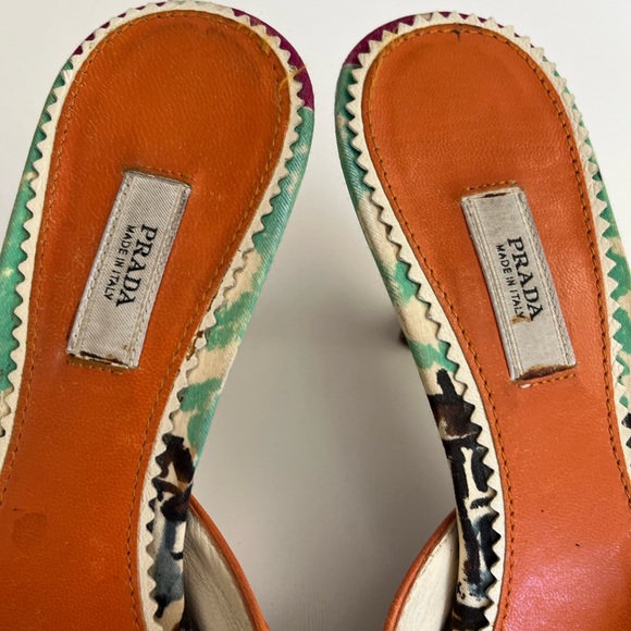 Auth VTG PRADA Kitten Heels - Picture 3 of 9